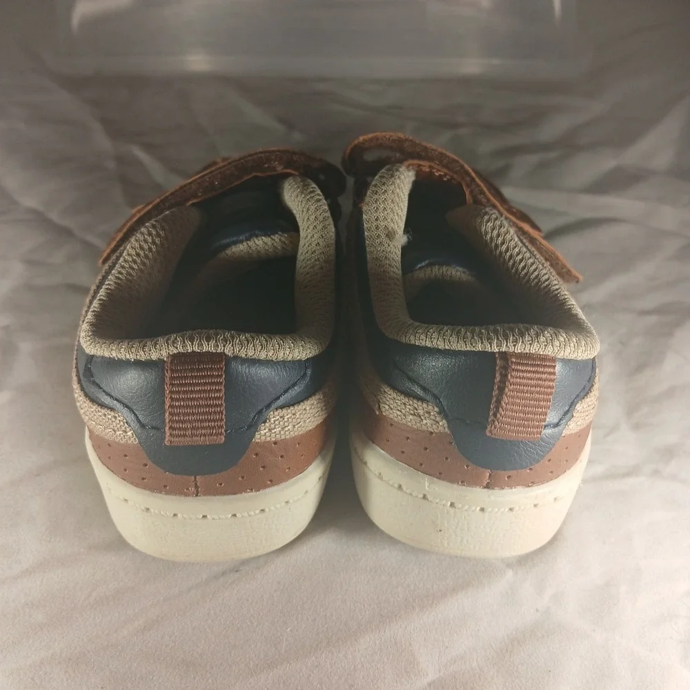 Carters Toddler Boys Brown Leather Hook and Loop Sneakers Size‎ 7
